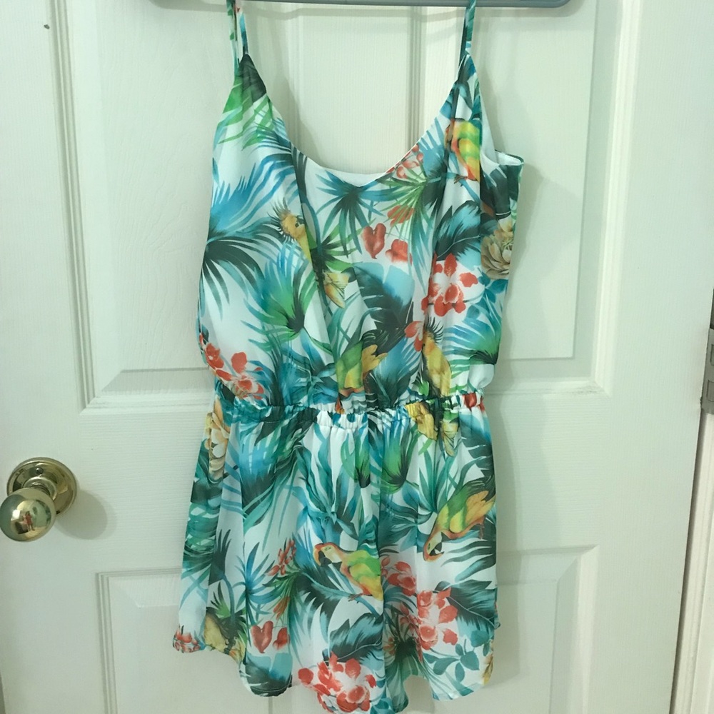Show me your Mumu romper!